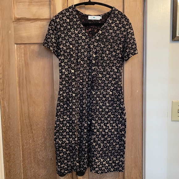 Passion Lilie Dress Size Small - Picture 1 of 4